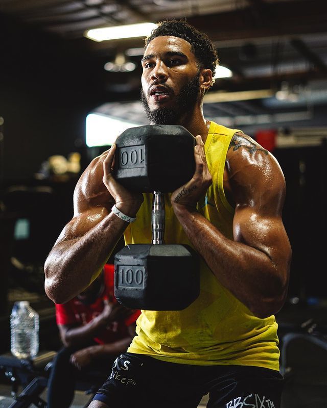 莱比锡训练开放日,今晚扳平良机引欢呼,全明星赛在即,年轻球员得到机会 莱比锡训练开放日,今晚扳平良机引欢呼,全明星赛在即,年轻球员得到机会