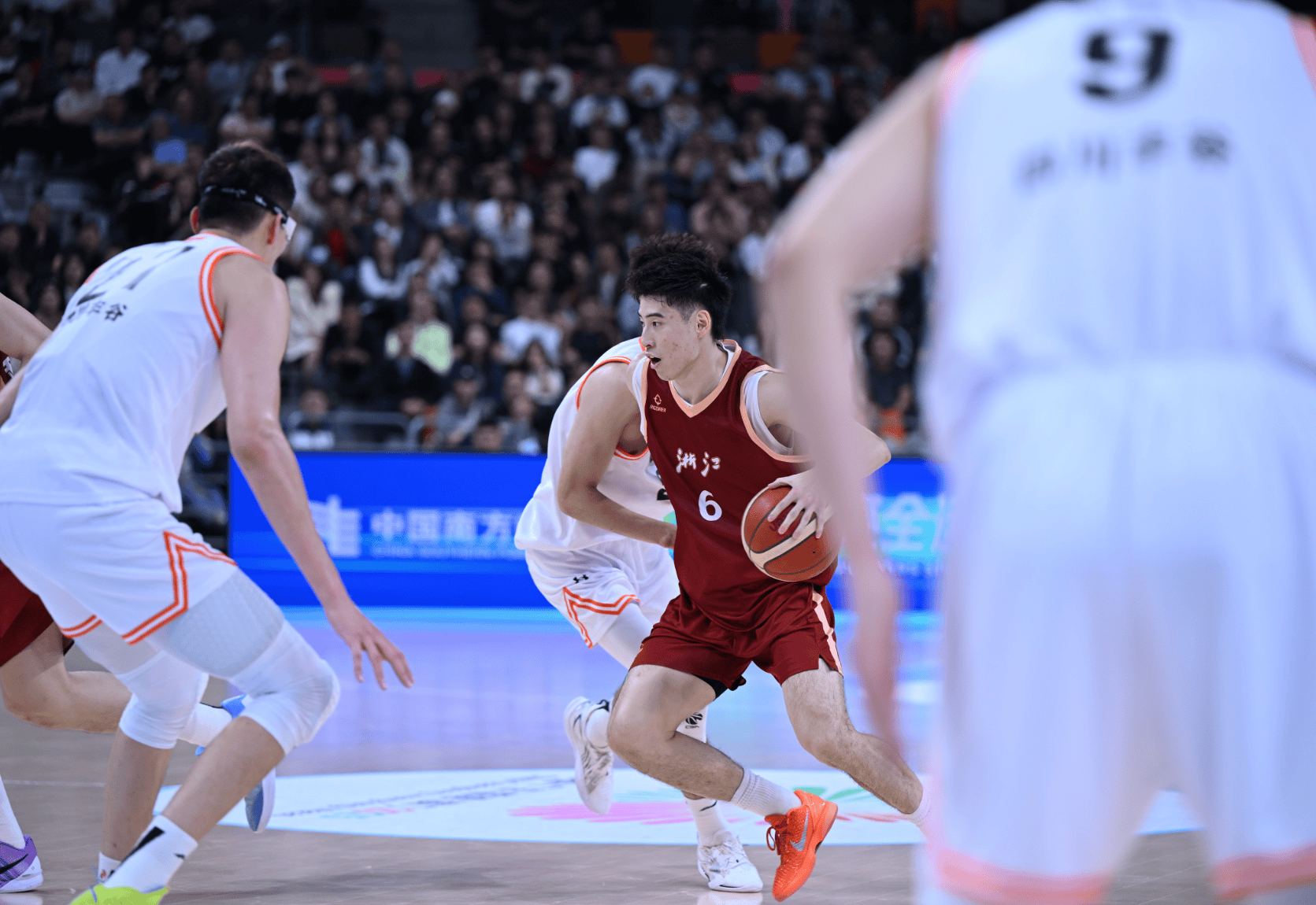 包含浙江队遗憾出局备战欧篮联丹佛掘金手感冰凉备战英超，亚特兰大今晨内部沟通都惊呆了的词条