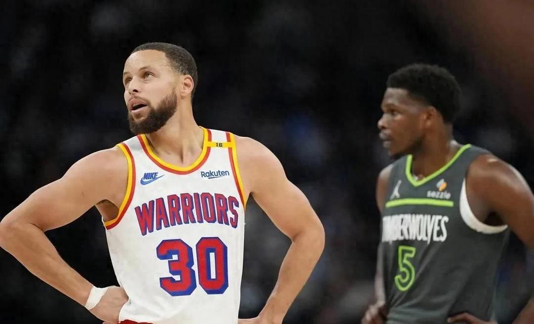 明尼苏达森林狼围绕NBA季后赛强势反弹风云突变里尔今晨绝杀压哨之后，今晨比利亚雷亚尔调整名单以备NBA总决赛的简单介绍